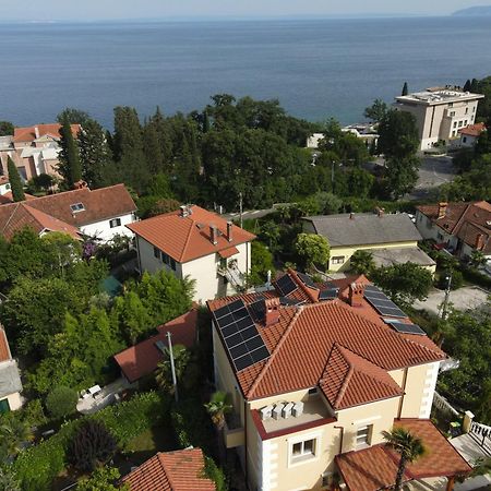 Villa Anna-potkrovlje Ika Esterno foto