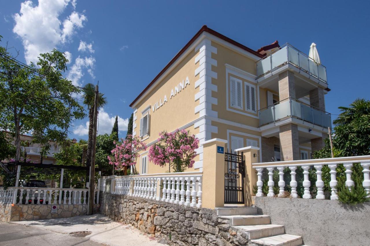 Villa Anna-potkrovlje Ika Esterno foto